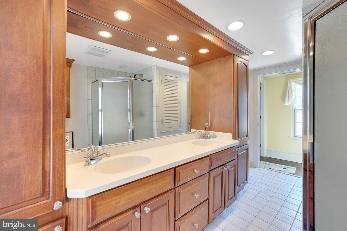 1105 Green Lane Rd Property Photo 34