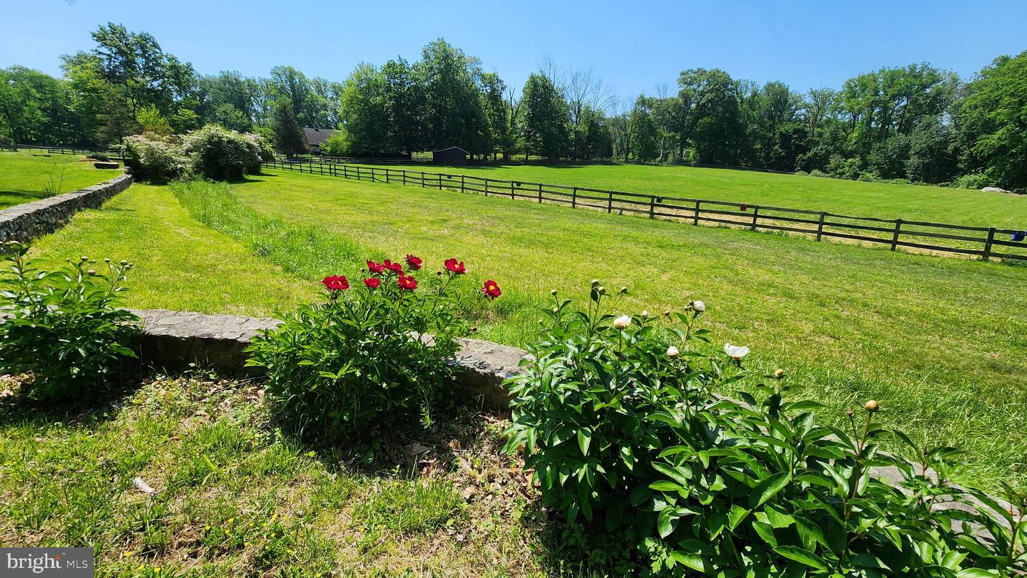 1105 Green Lane Rd Property Photo 69