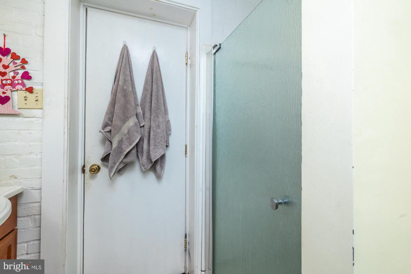 107 W State St Property Photo 42