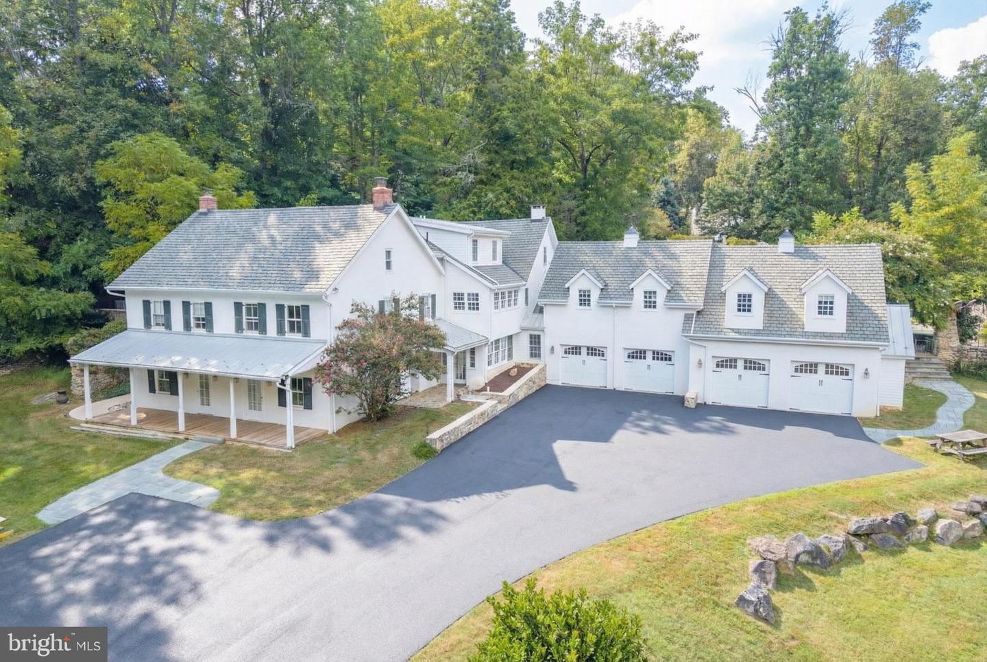 580 REEDS RD