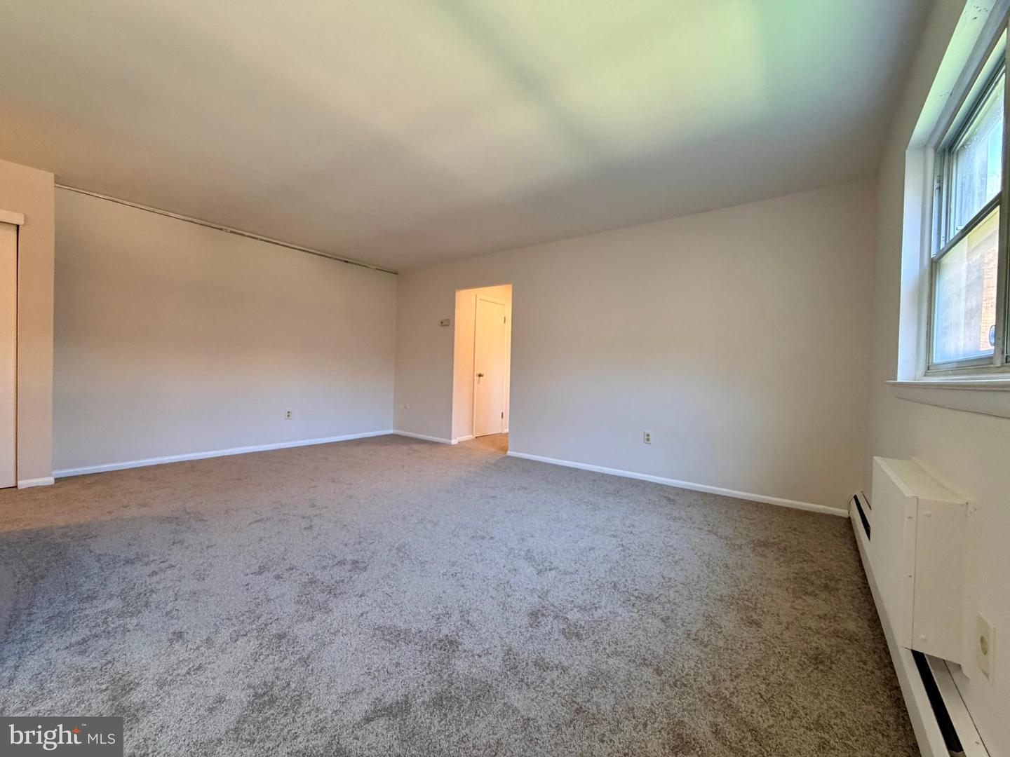 335 E Lancaster Ave #b-14 Property Photo 6