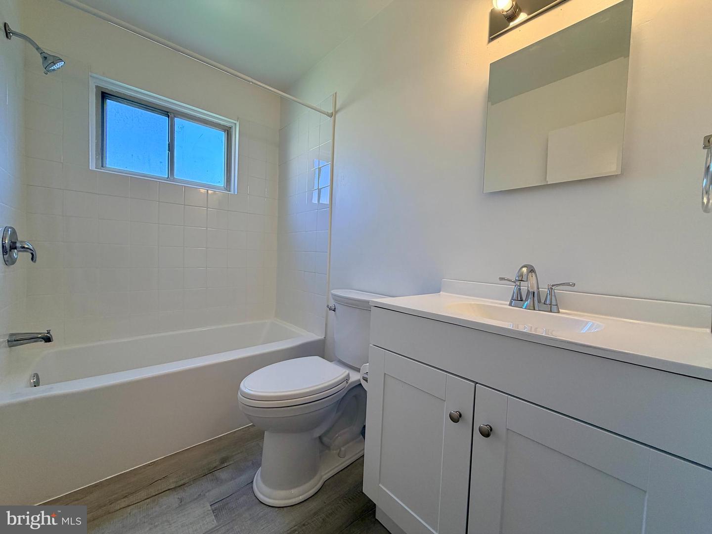 335 E Lancaster Ave #b-14 Property Photo 11