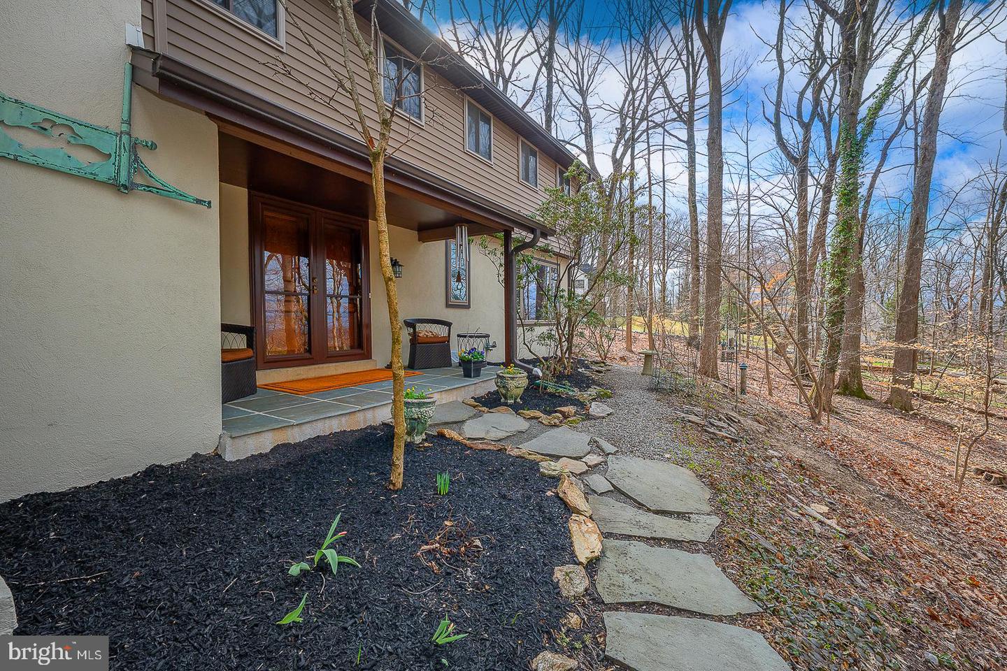 524 Pugh Rd Property Photo 2