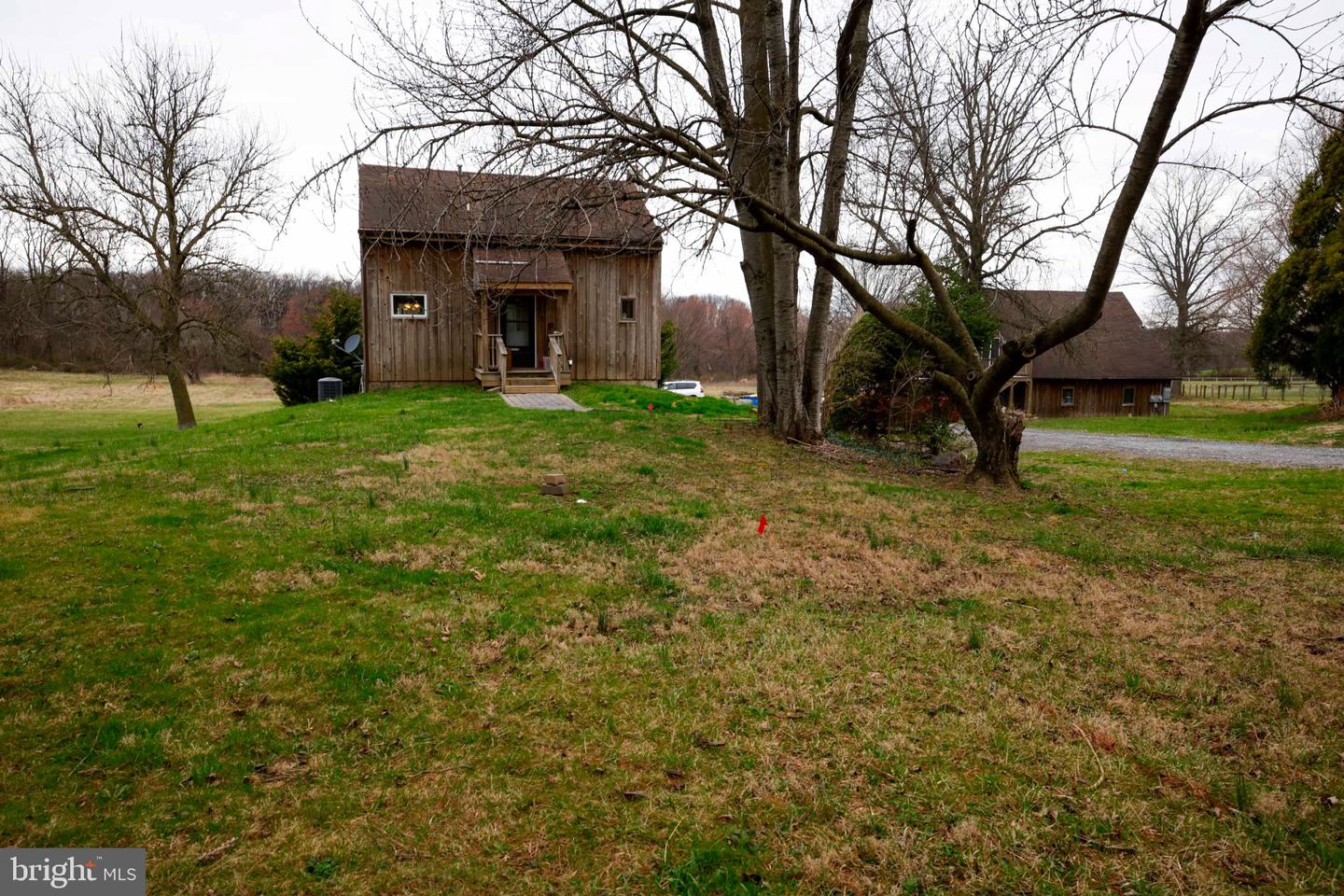 25 Keller Rd Property Photo 1