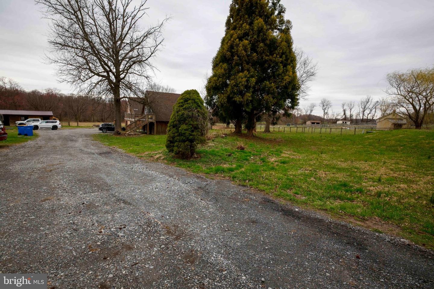 25 Keller Rd Property Photo 2