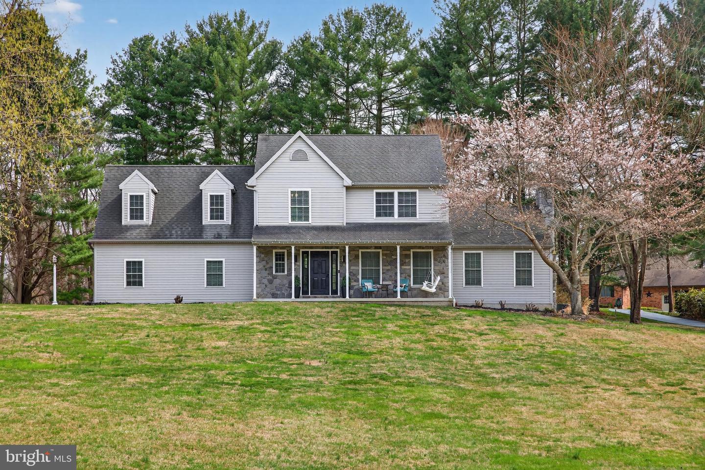 113 ROCKY GLEN RD