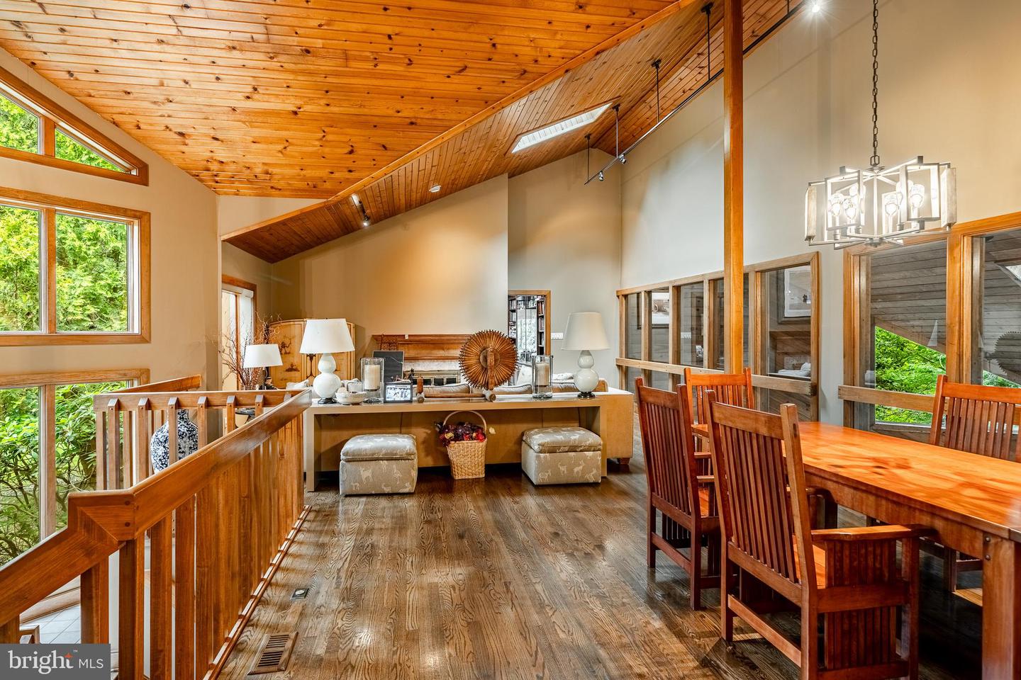 7 Bittersweet Dr Property Photo 10