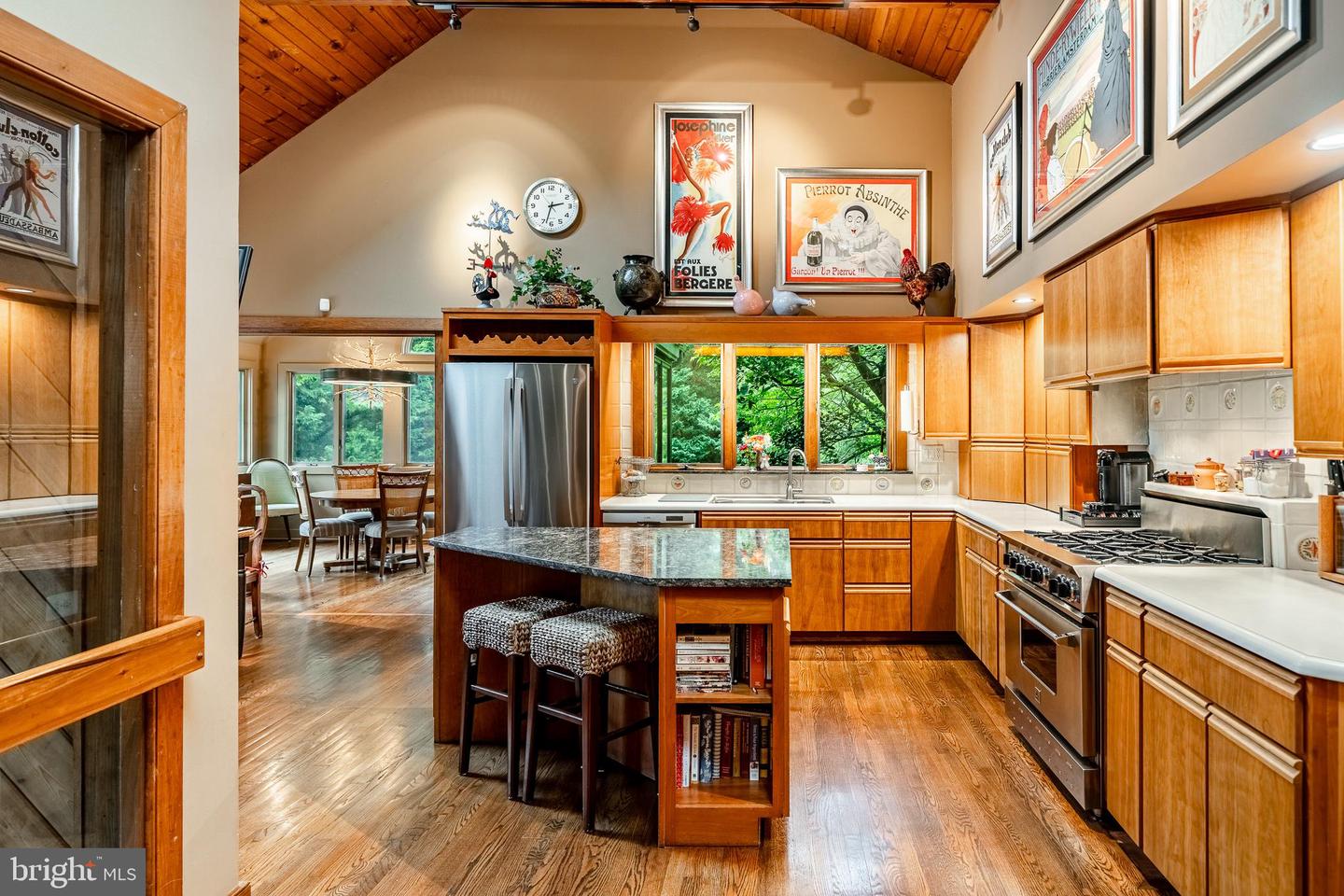 7 Bittersweet Dr Property Photo 16