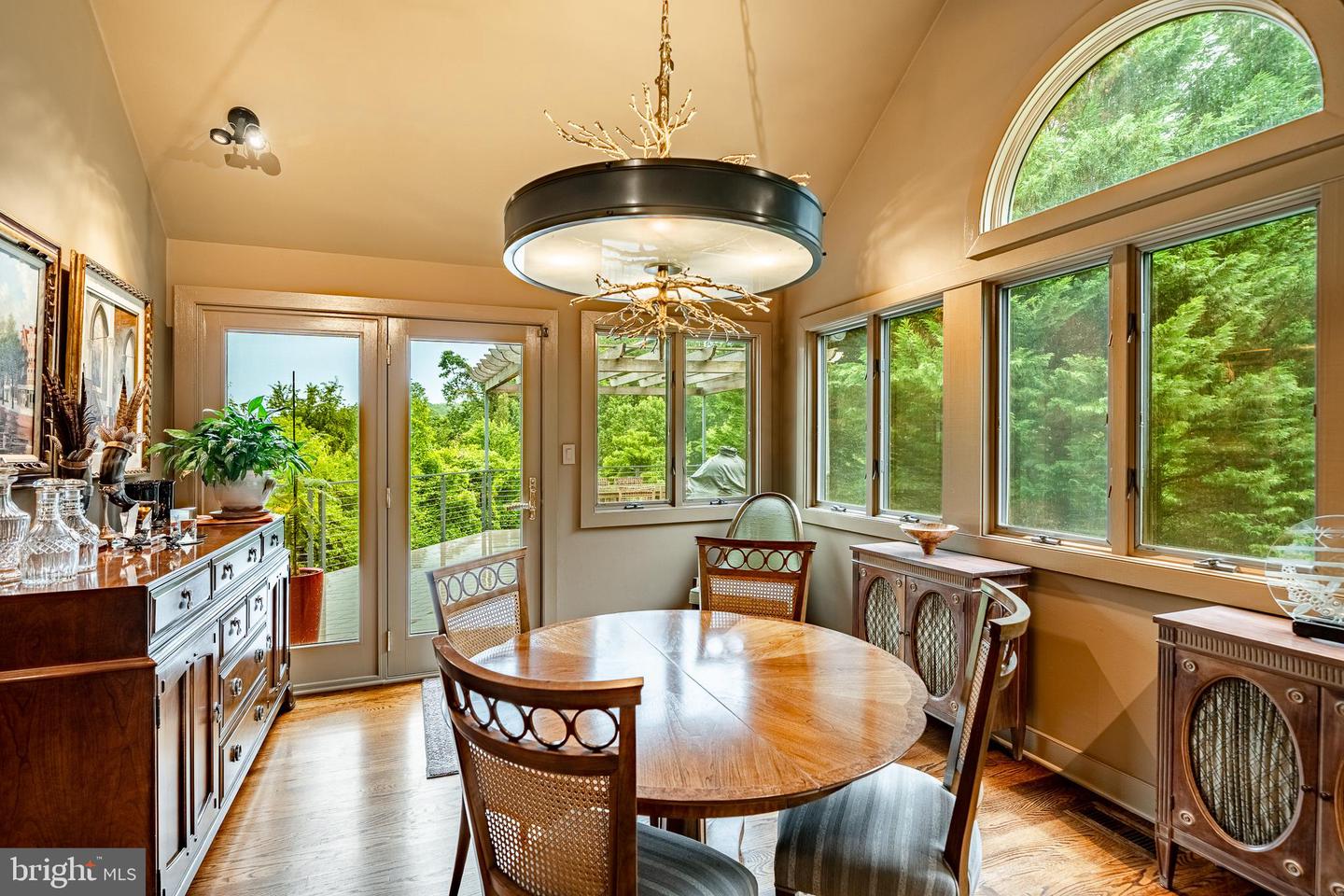 7 Bittersweet Dr Property Photo 22