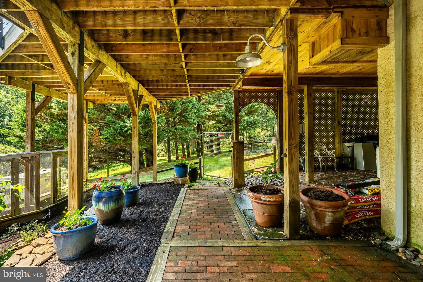 7 Bittersweet Dr Property Photo 71