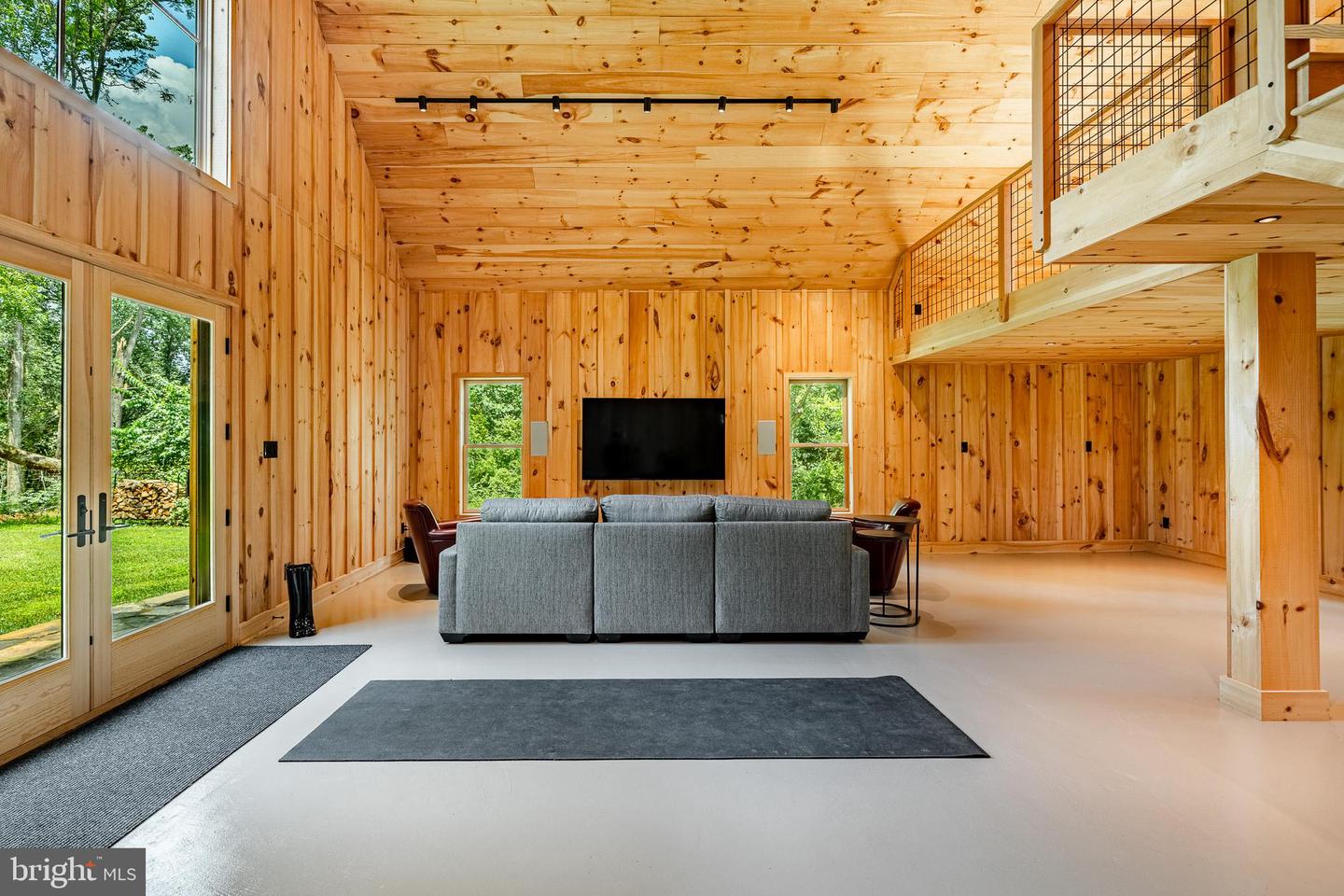 7 Bittersweet Dr Property Photo 100