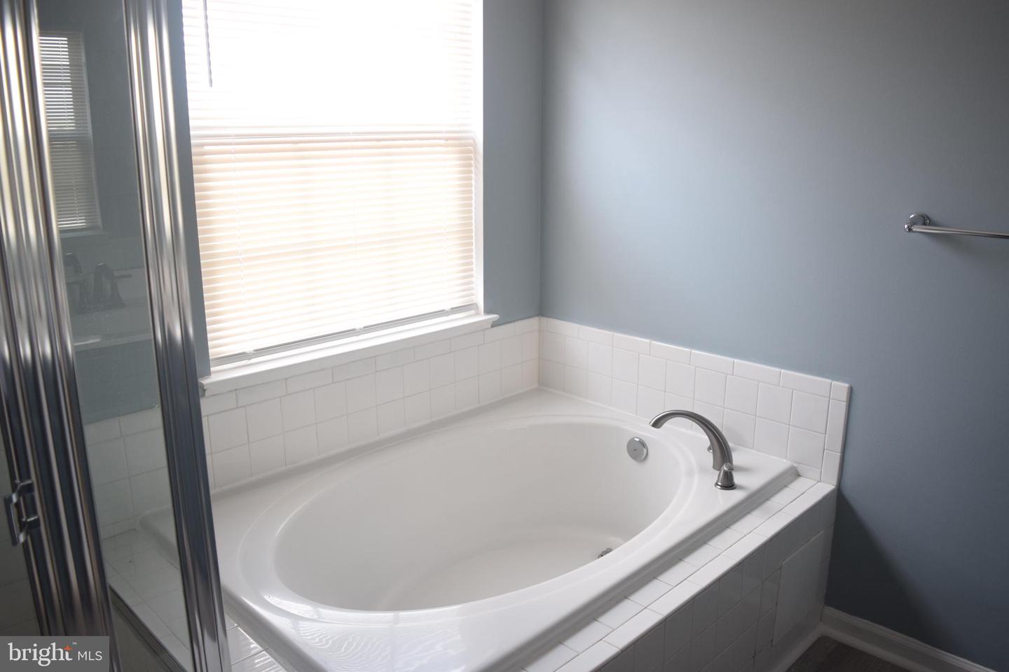 326 Larose Dr #326 Property Photo 23