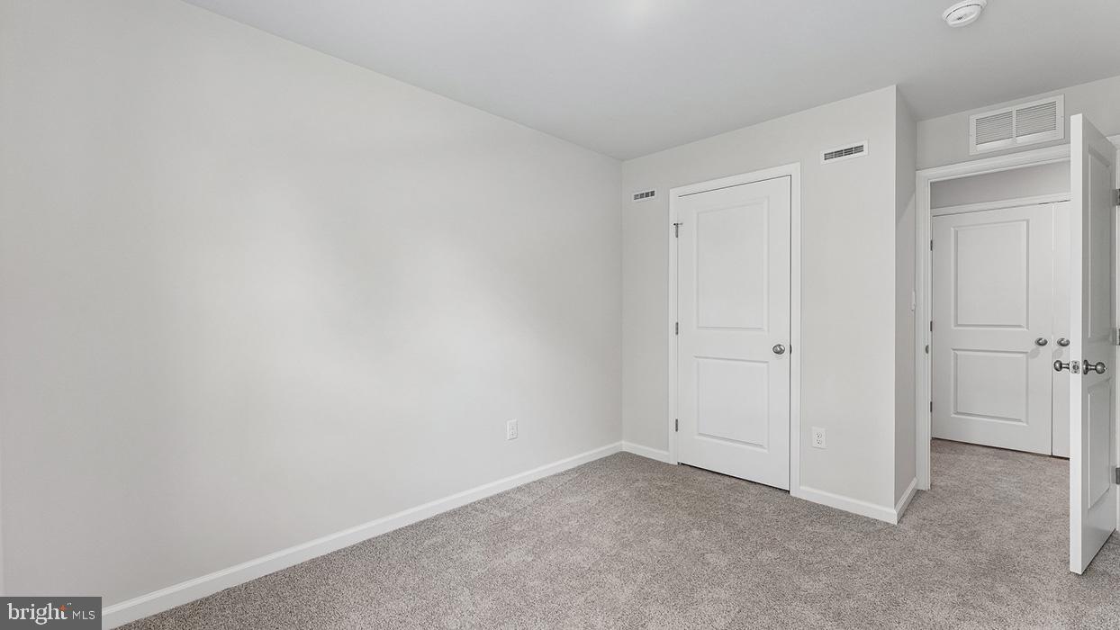 238 Derby Dr Property Photo 17