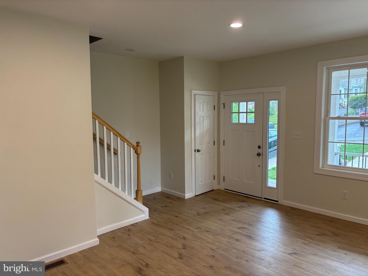 7 Orchard Alley Property Photo 3