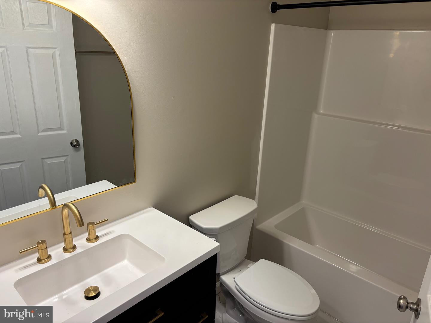 7 Orchard Alley Property Photo 32
