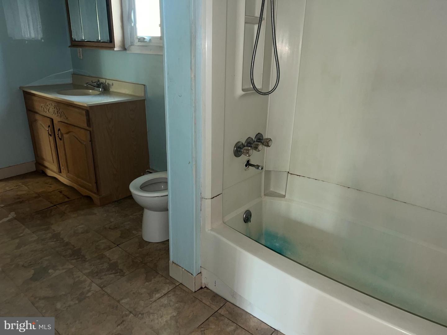7 Shady Ln Property Photo 16