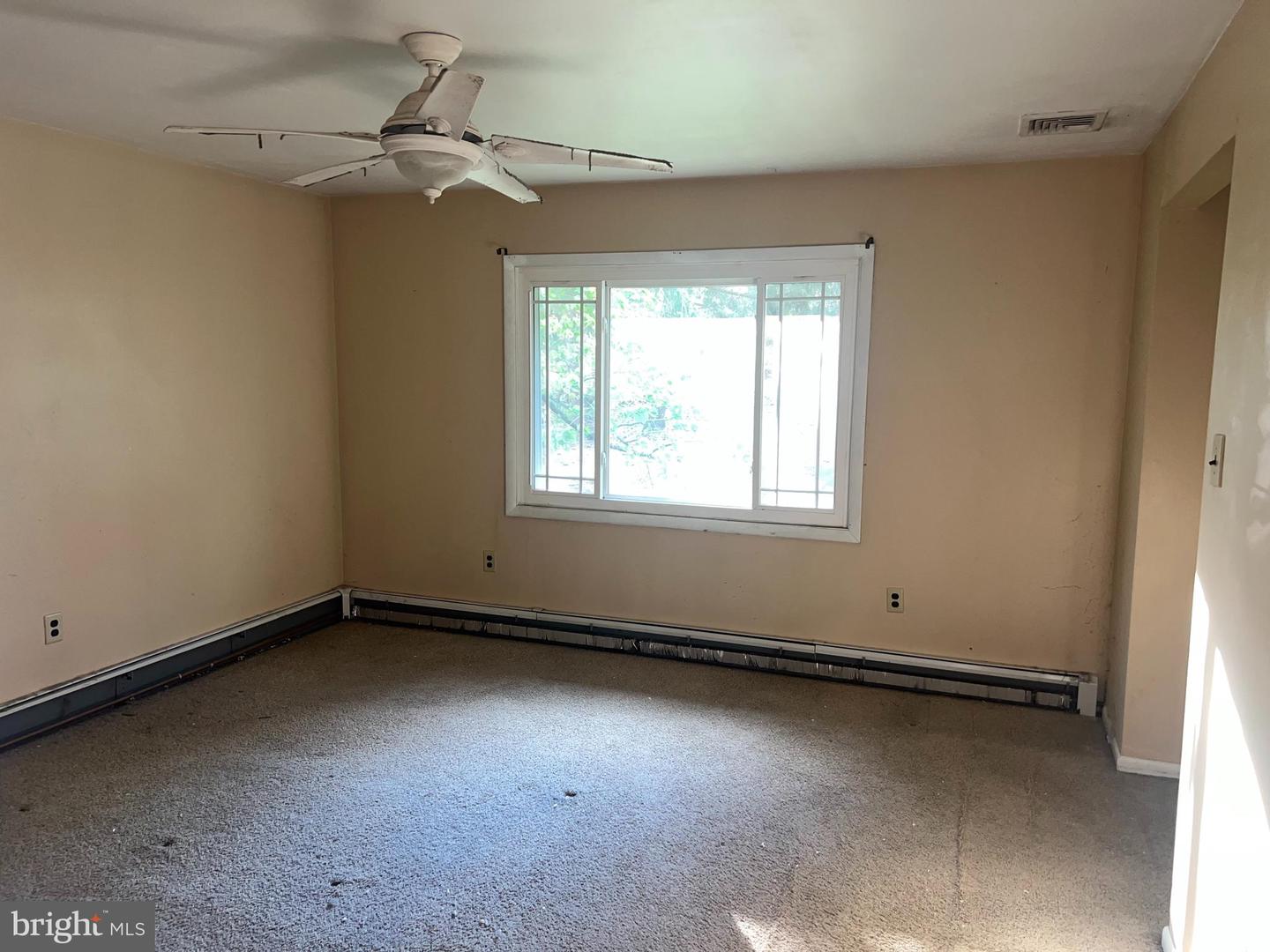 7 Shady Ln Property Photo 17