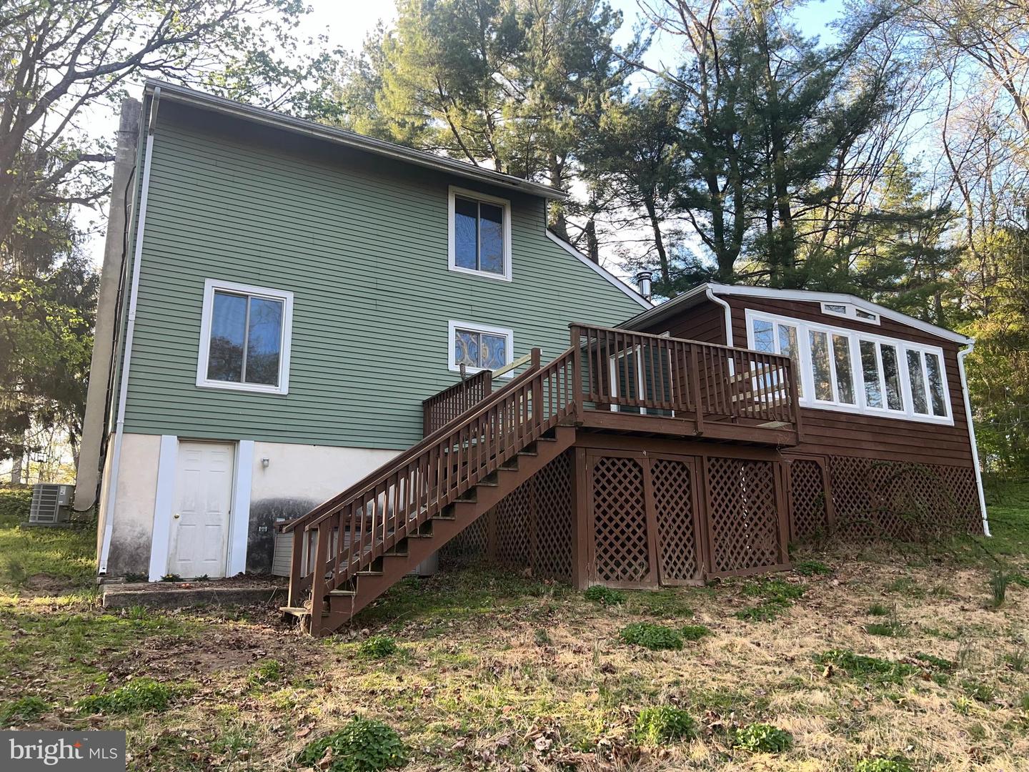 7 Shady Ln Property Photo 19