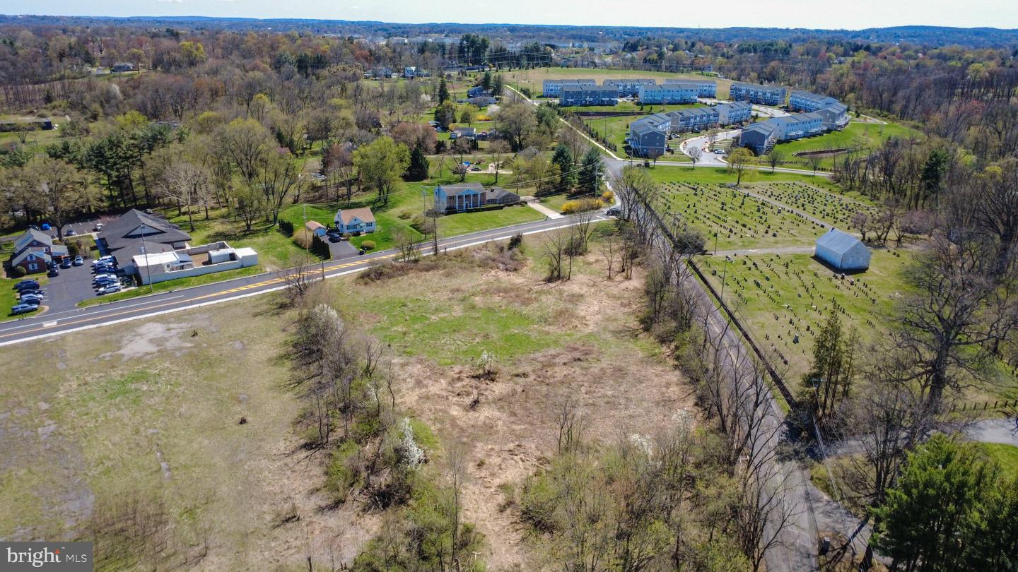 1574 New Schuylkill Rd Property Photo 8