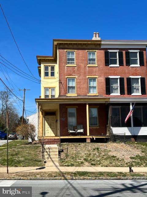 453 W GAY ST Property Photo 1