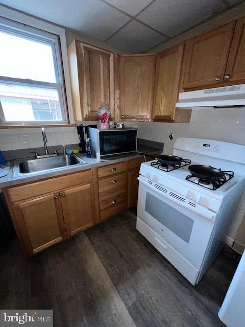 430 S Walnut St Property Photo 3