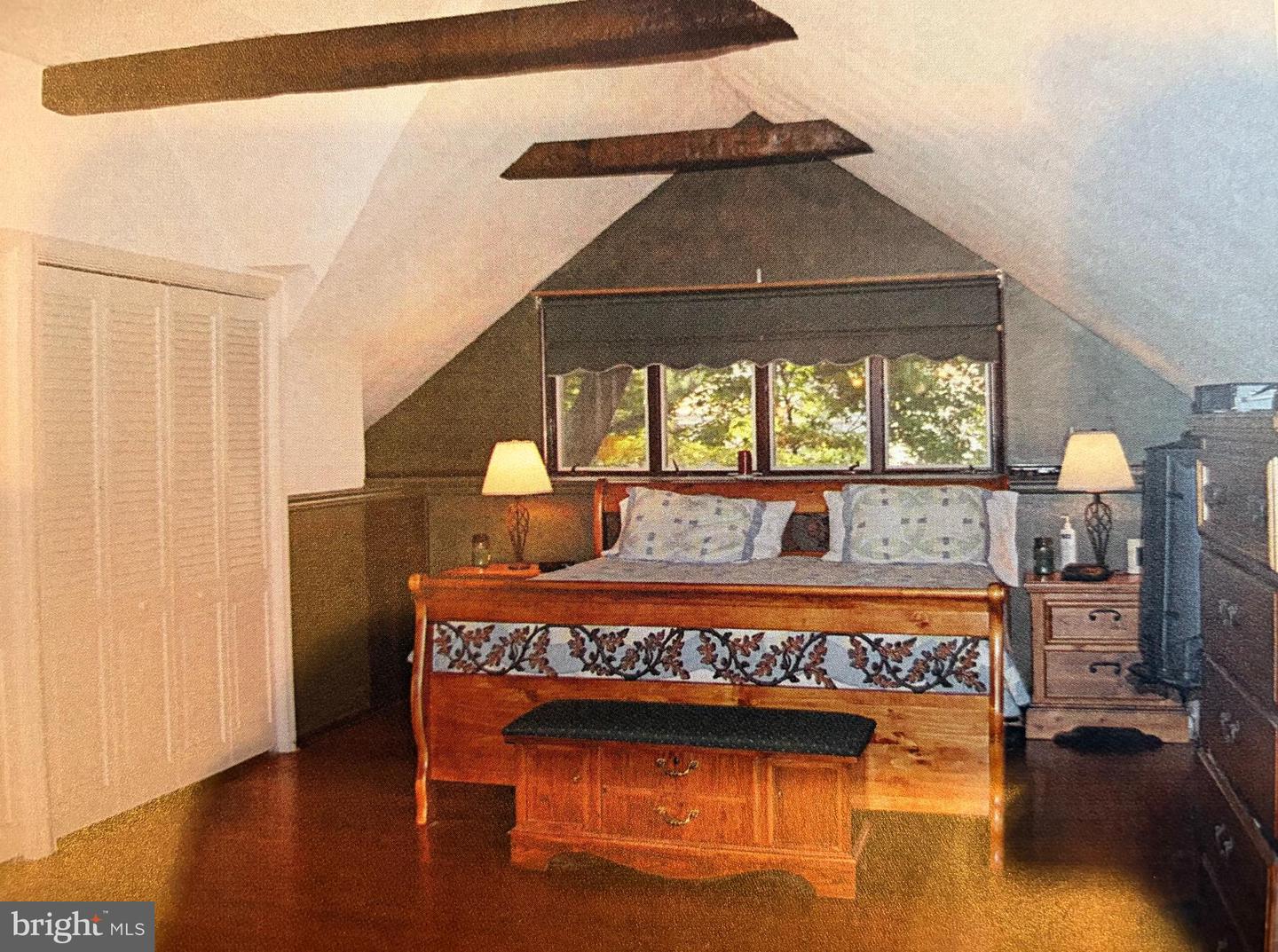 1 Private Way Property Photo 8