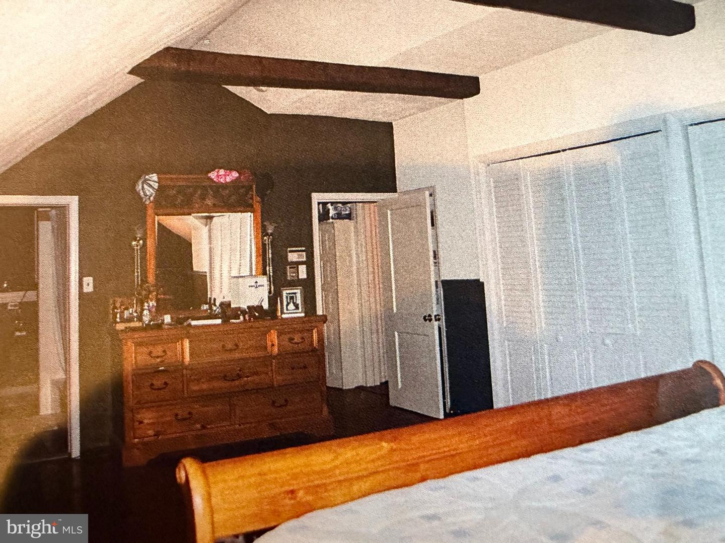 1 Private Way Property Photo 9