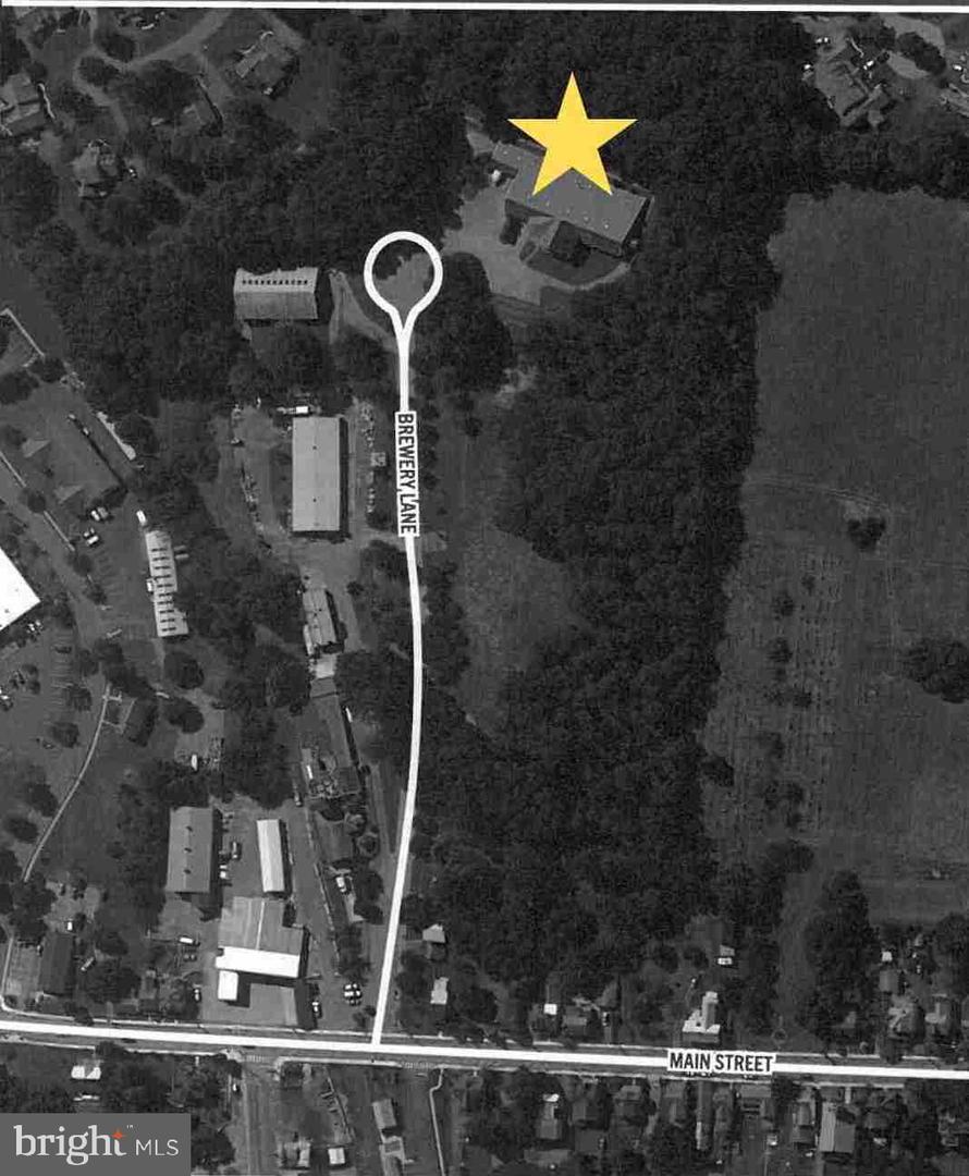 2 Brewery Ln Property Photo 6