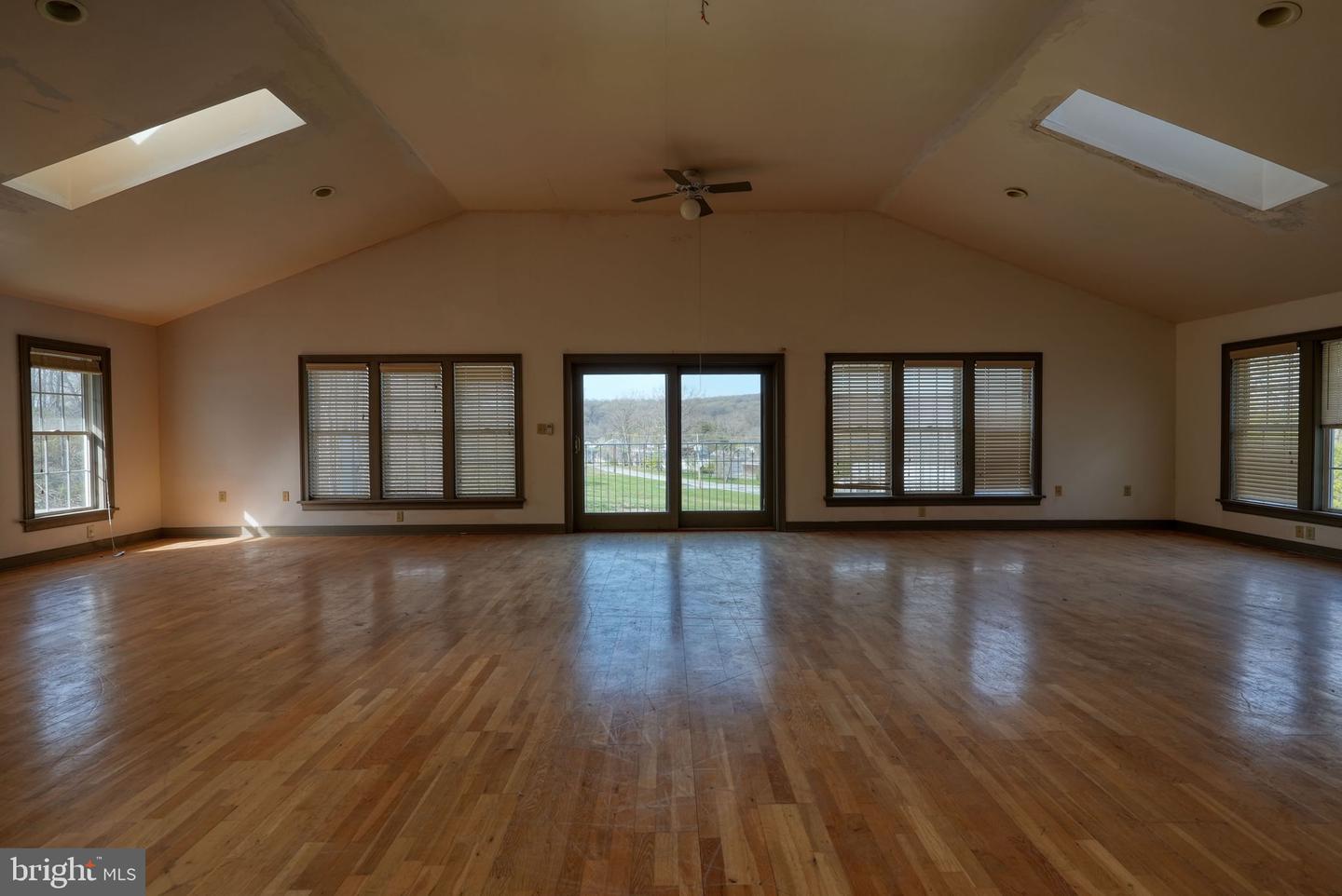 2 Brewery Ln Property Photo 19
