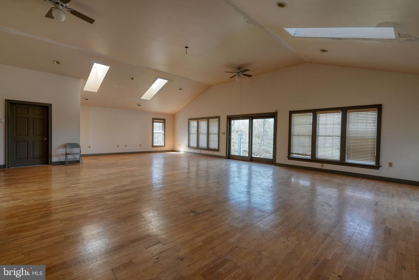2 Brewery Ln Property Photo 20
