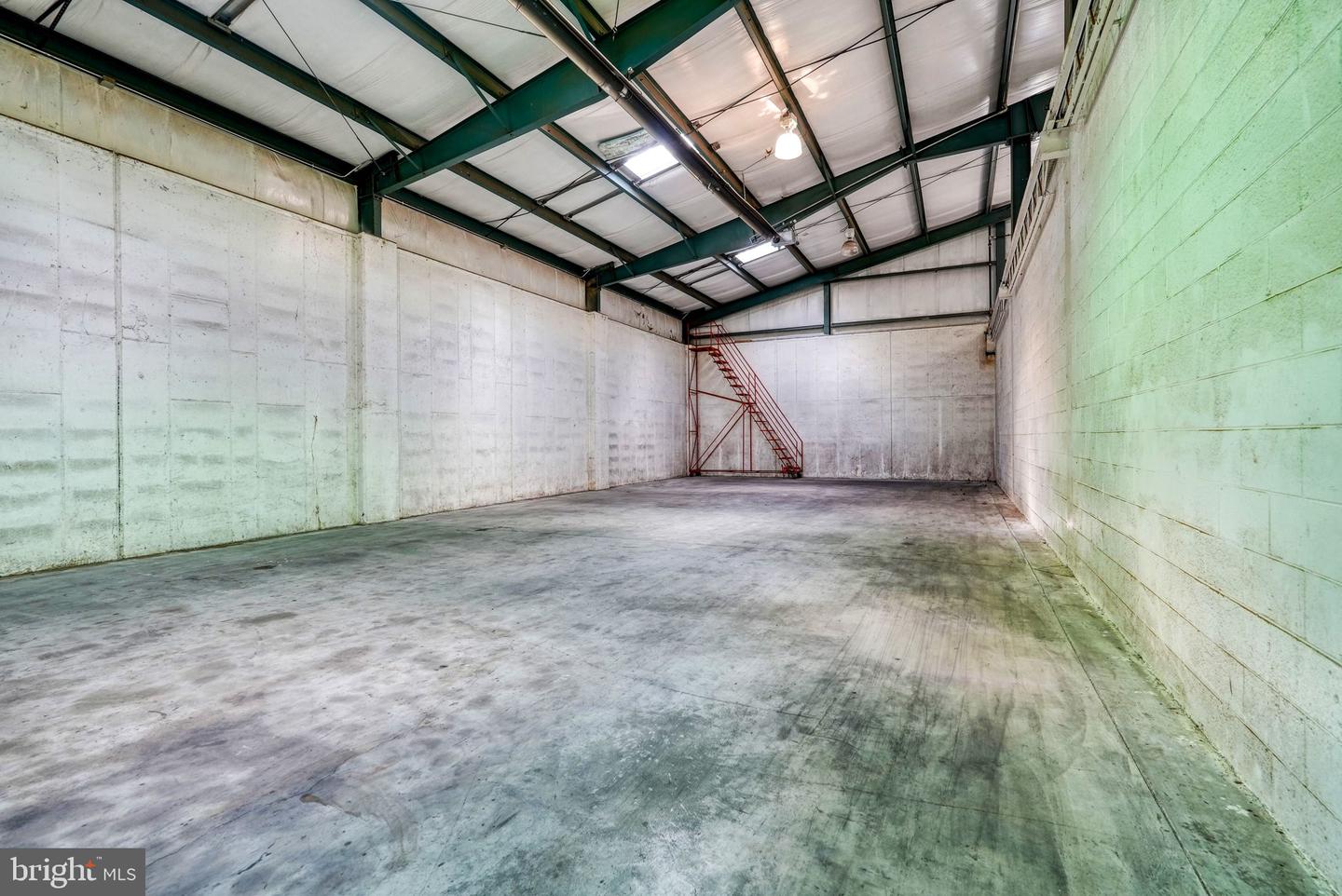 2 Brewery Ln Property Photo 29