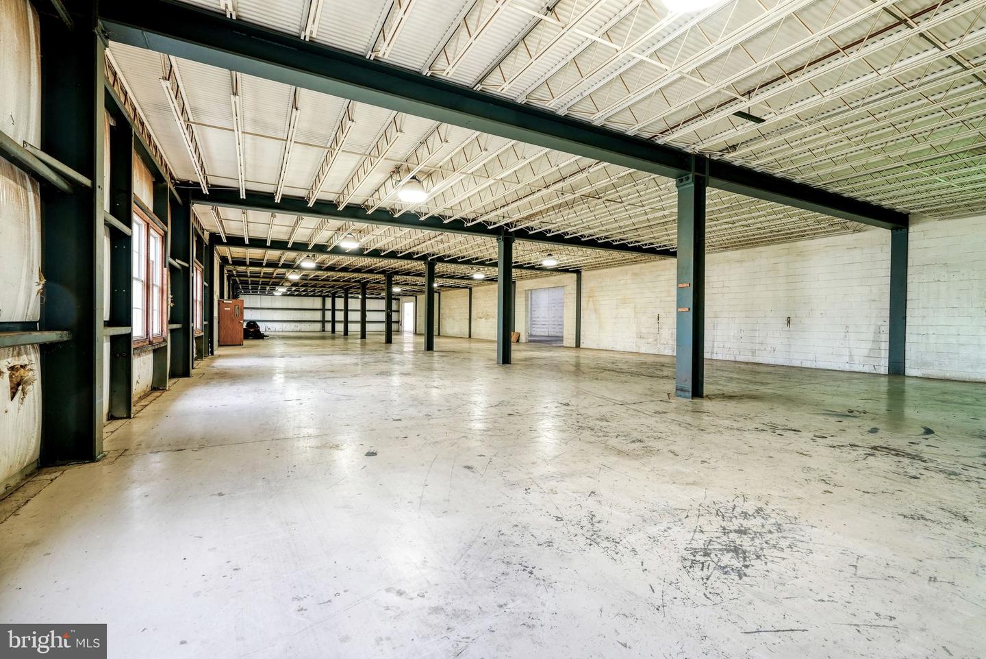 2 Brewery Ln Property Photo 31