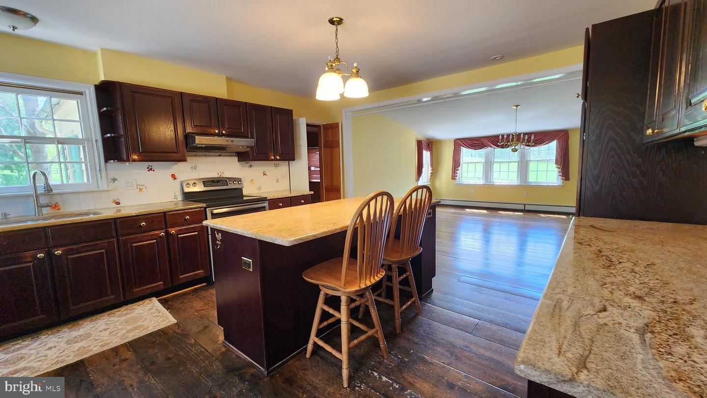 1105 Green Lane Rd Property Photo 14
