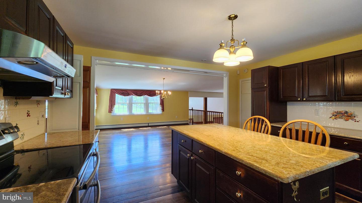 1105 Green Lane Rd Property Photo 16