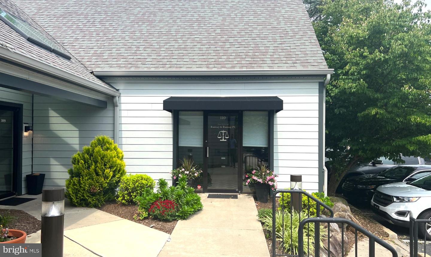 882 S MATLACK ST #106 Property Photo 1