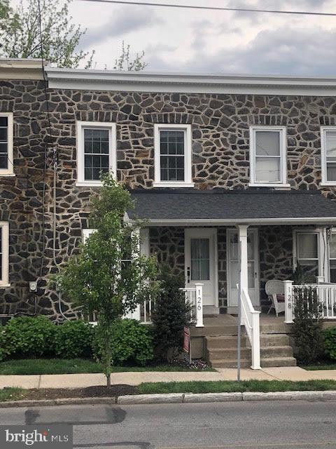 126 N WAYNE ST Property Photo 1