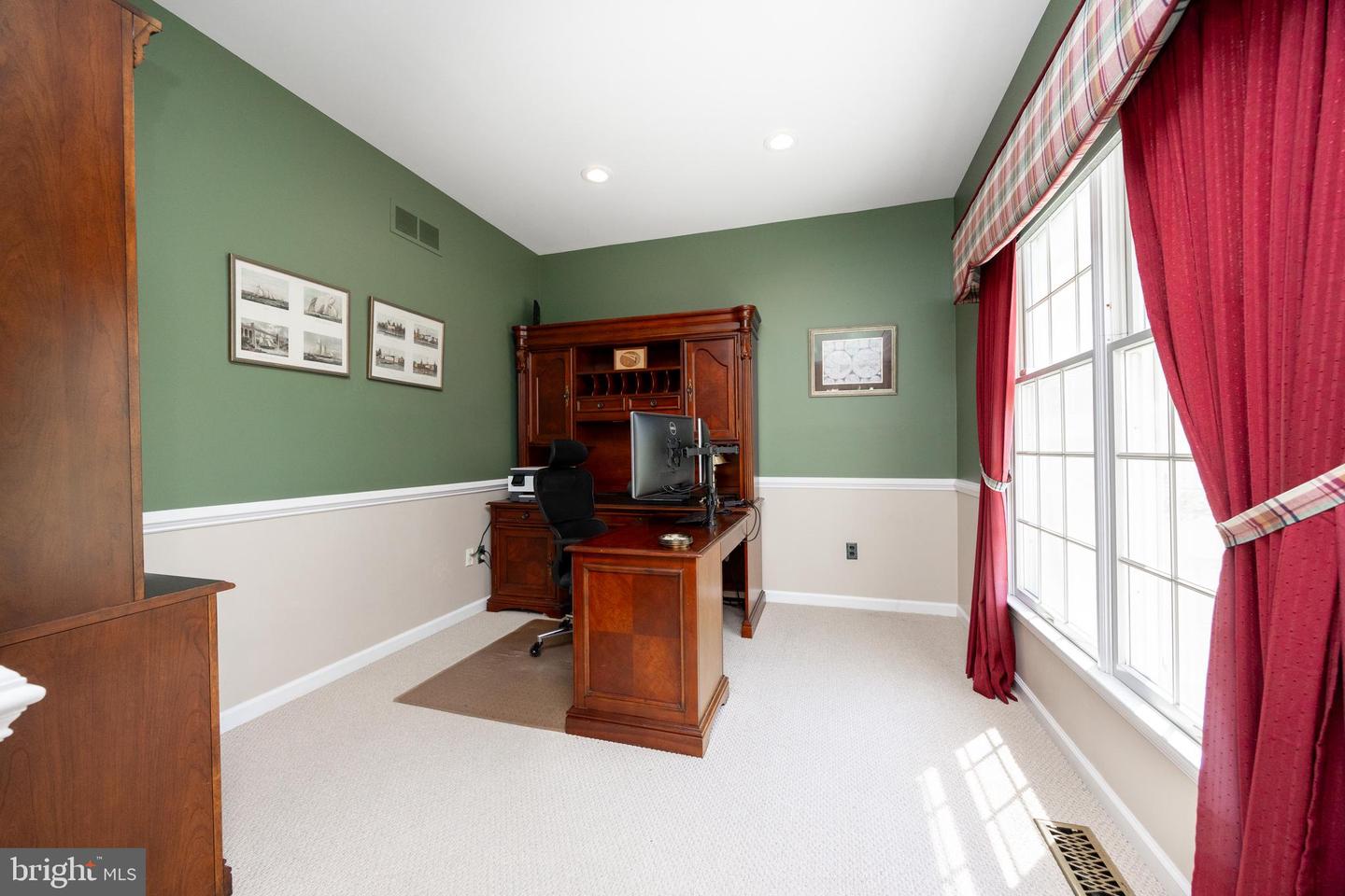 1345 Wooded Knls Property Photo 7