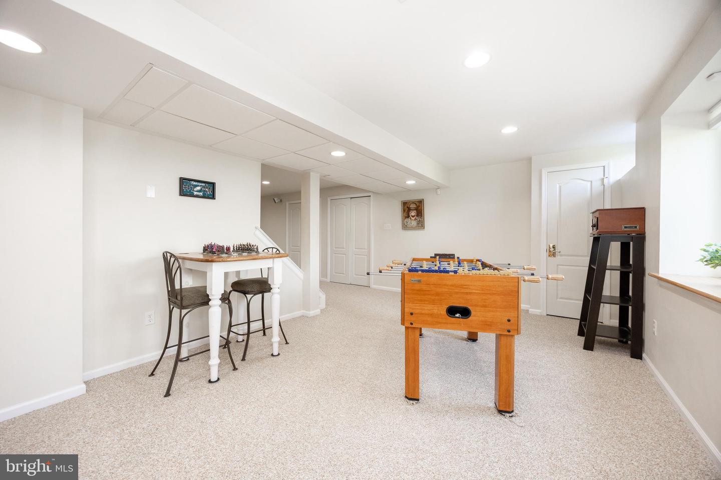 1345 Wooded Knls Property Photo 38