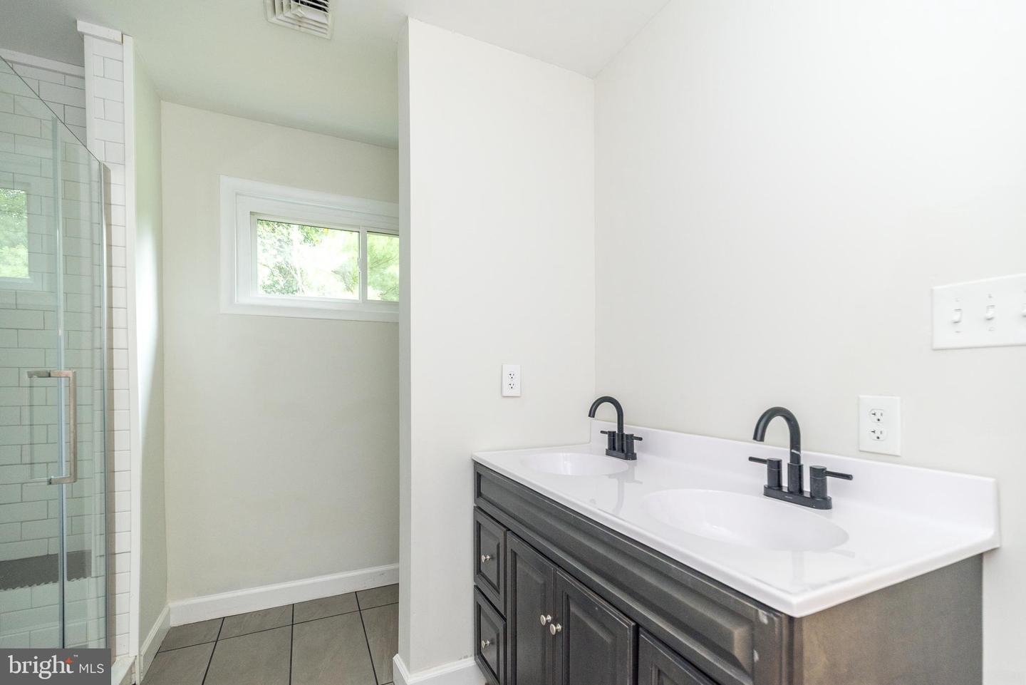 219 Stoney Run Rd Property Photo 18