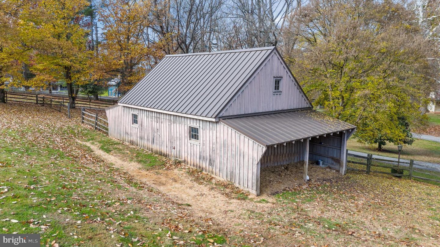 975 Brintons Bridge Rd Property Photo 63