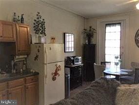 126 W Market St #3 Property Photo 6