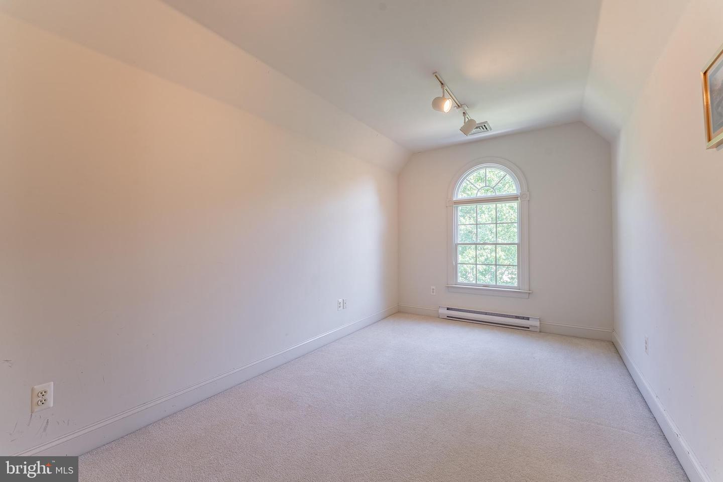 936 Kilduff Cir Property Photo 41