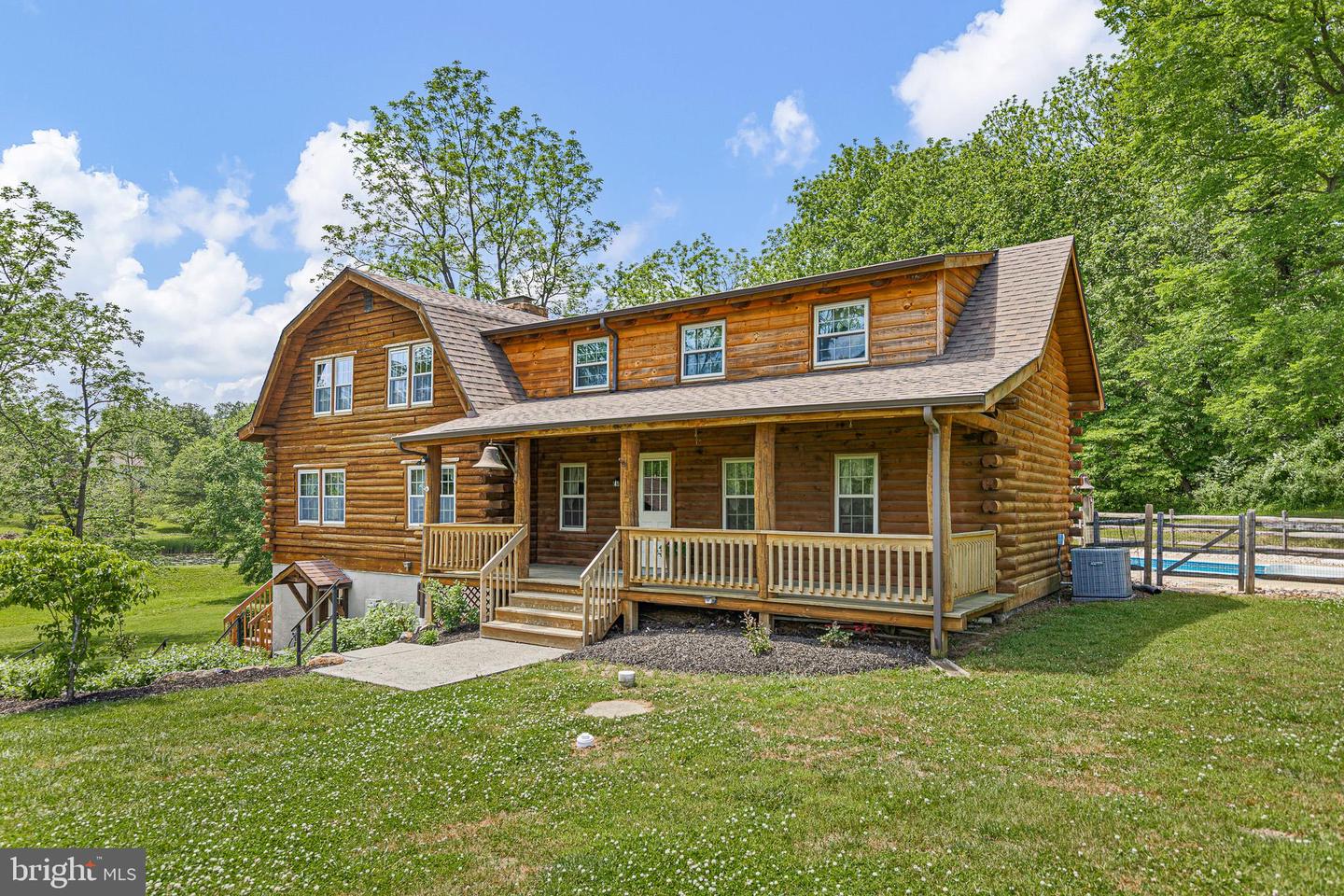 47 Pennbrook Dr Property Photo 1