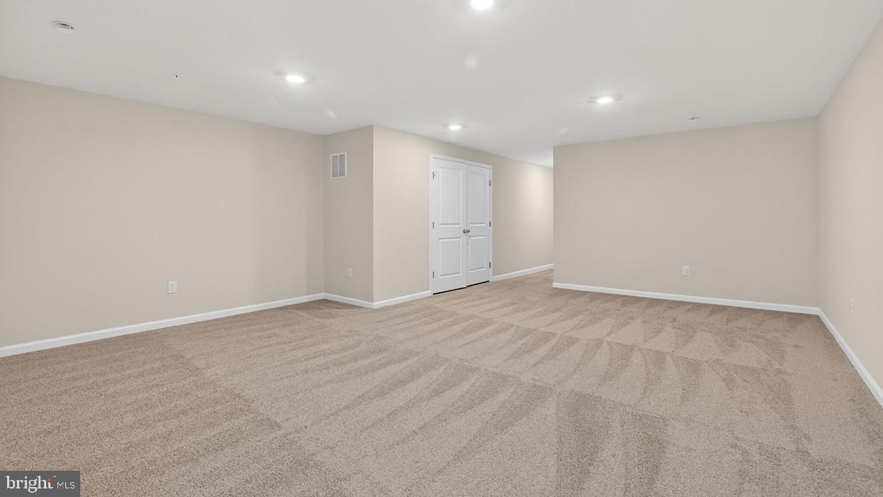 254 Derby Dr Property Photo 1