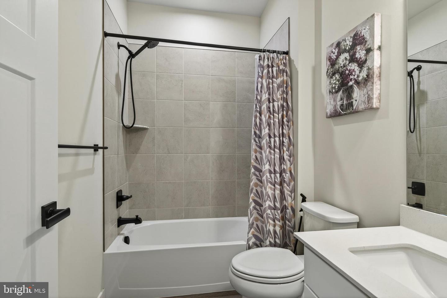 418 Pitch Pine Way Property Photo 24