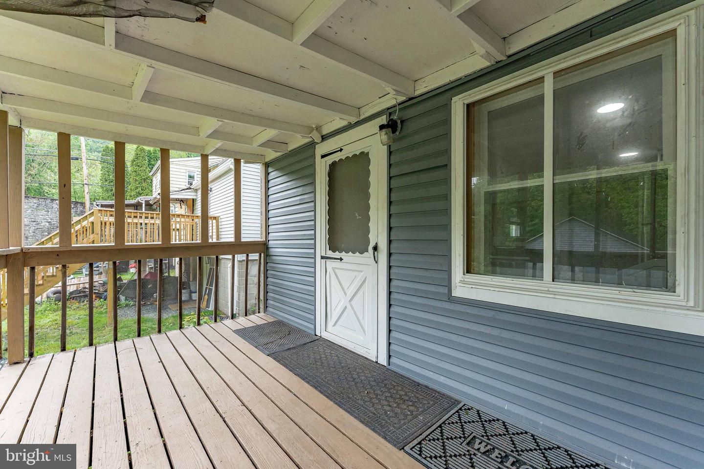 263 S Mount Airy Rd Property Photo 3