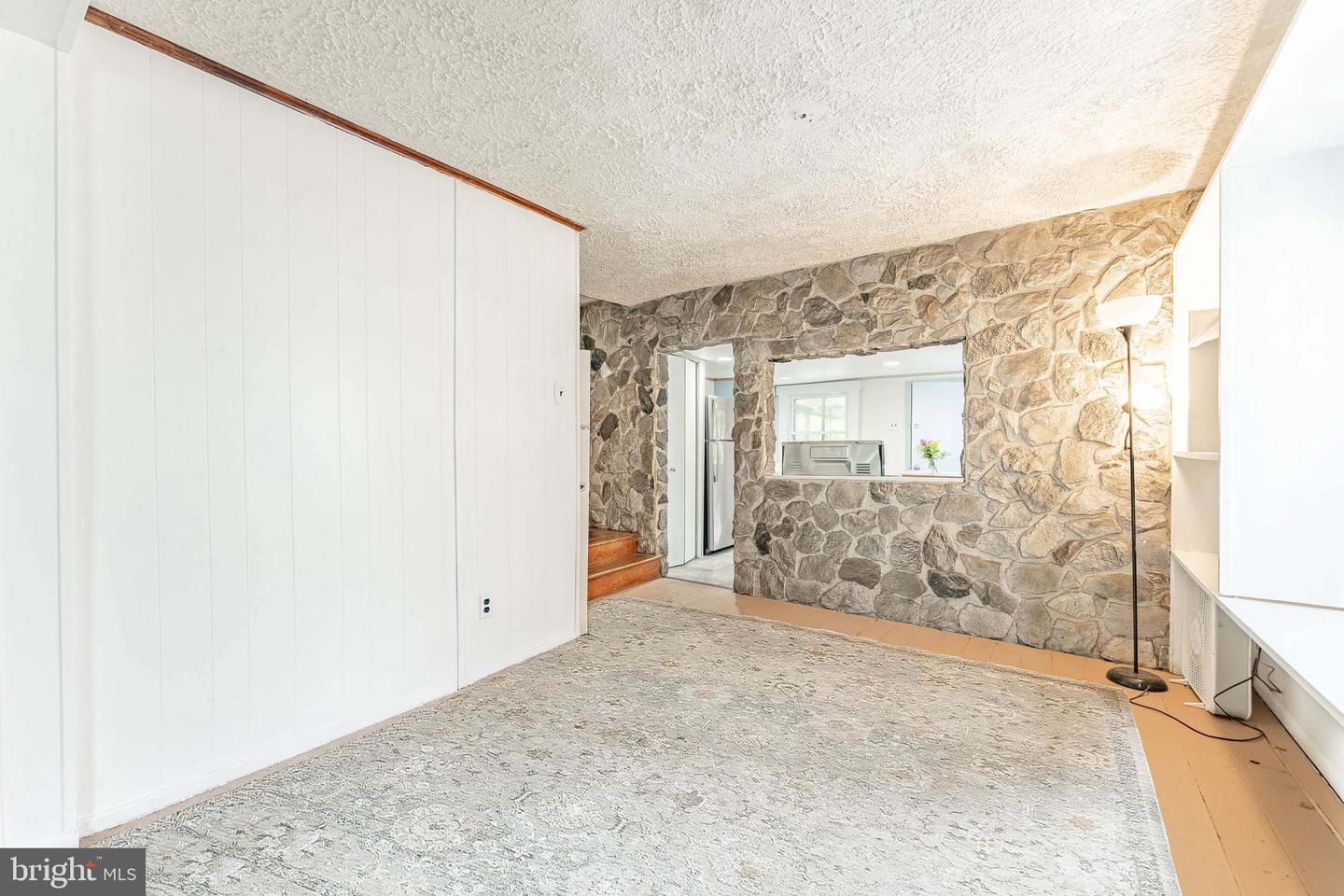 263 S Mount Airy Rd Property Photo 12
