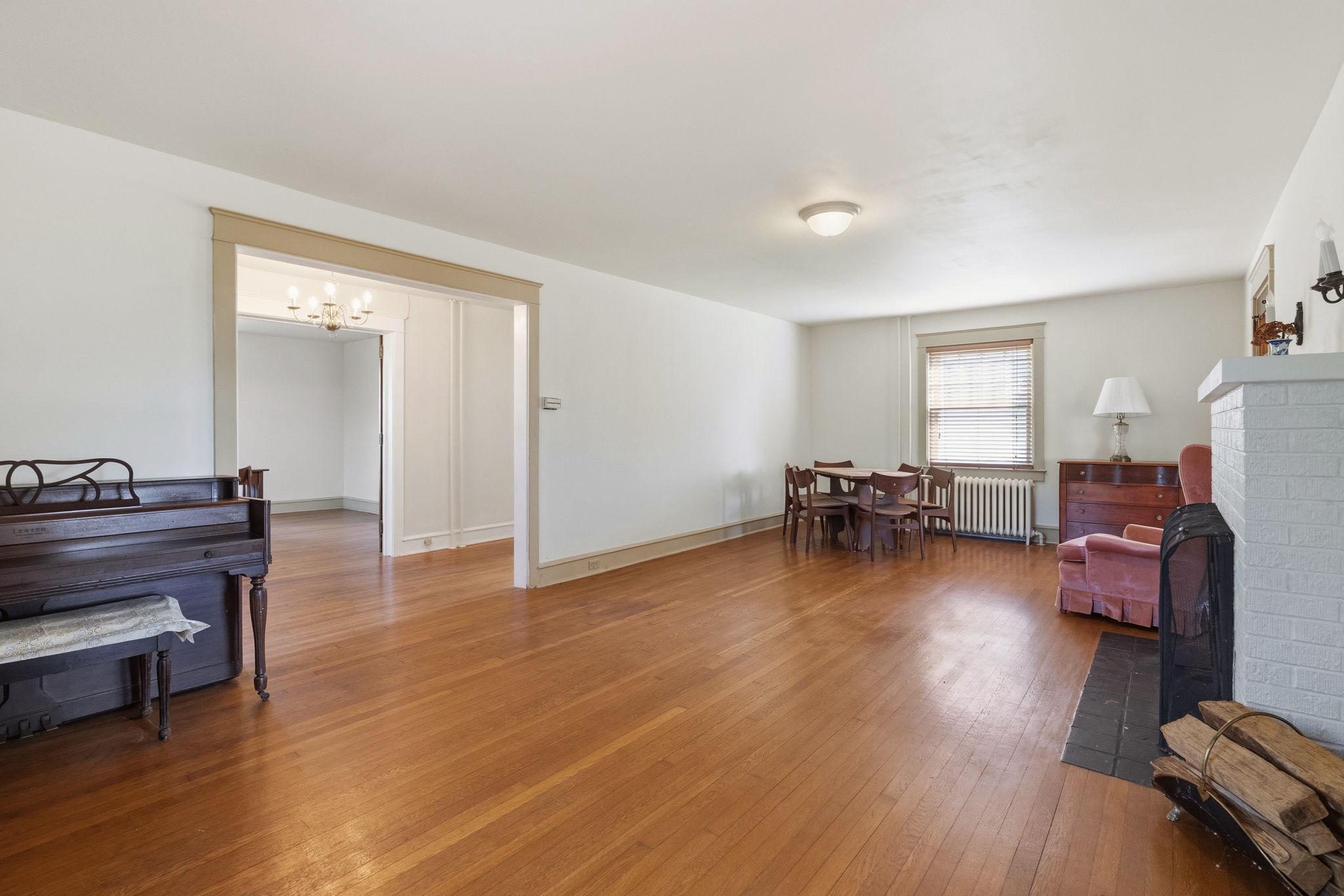 1325 S New St Property Photo 22