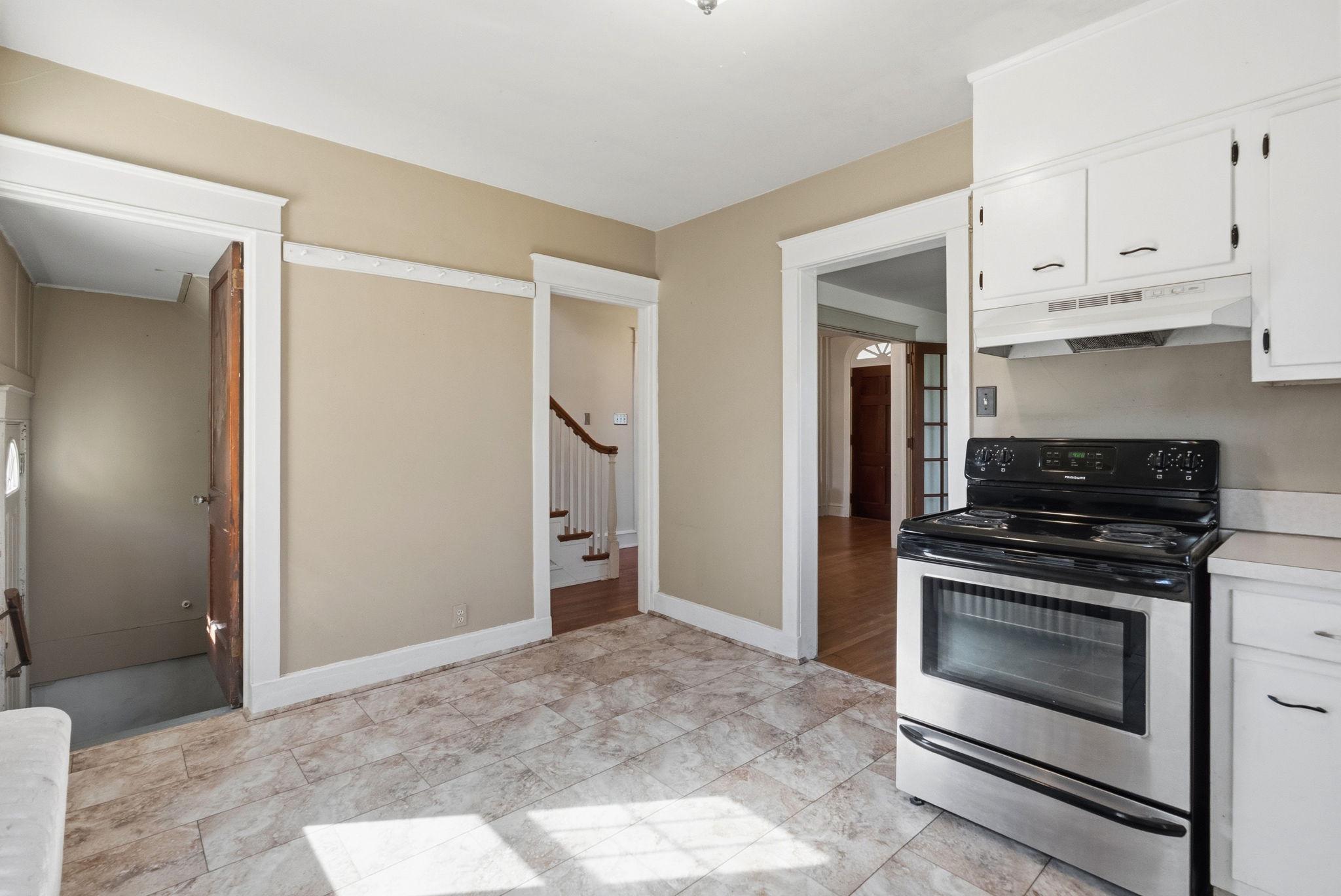 1325 S New St Property Photo 35