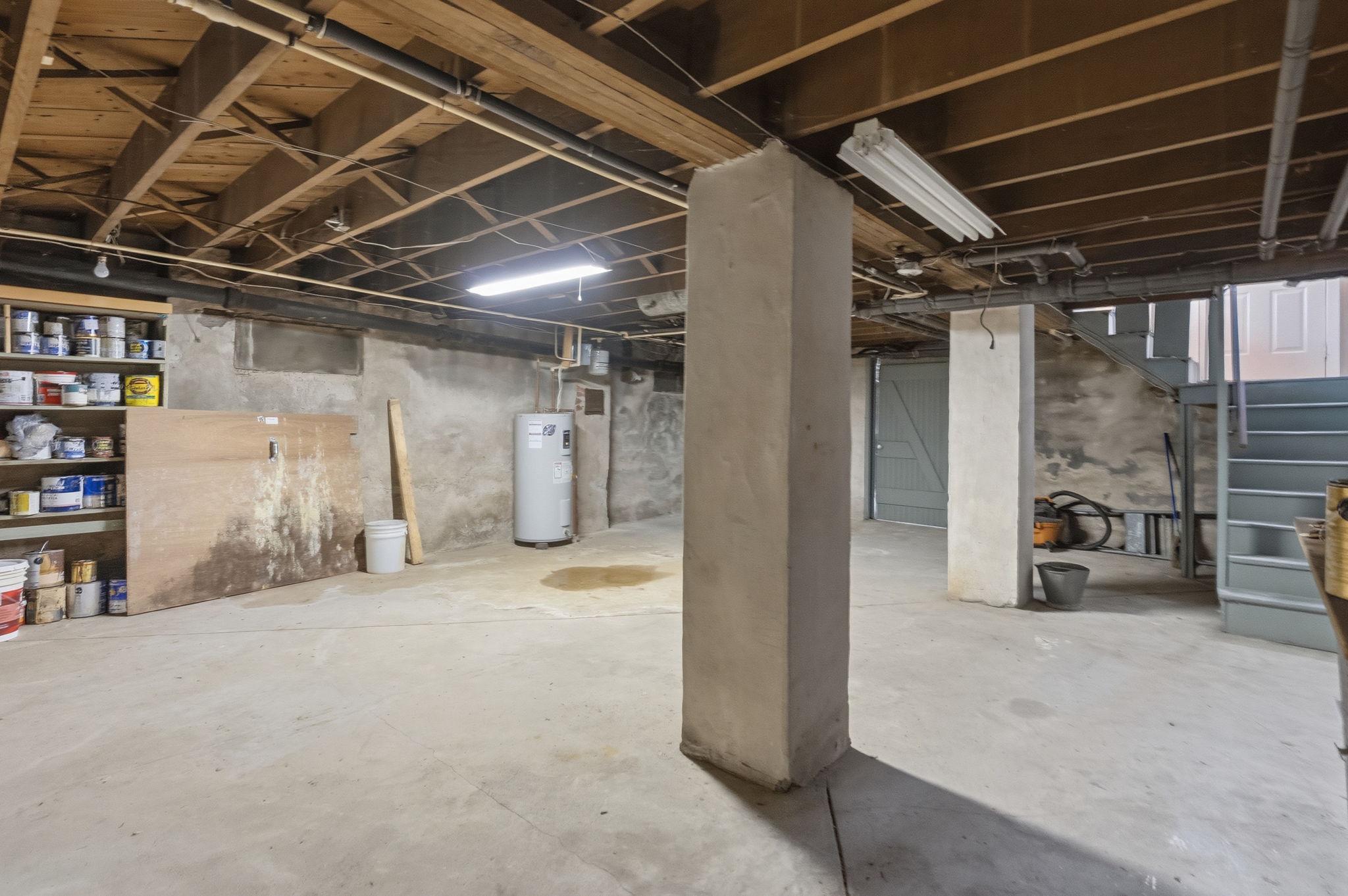 1325 S New St Property Photo 54